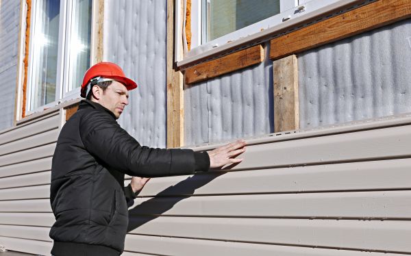 Cost of Vinyl Cladding Repair in Mount Juliet