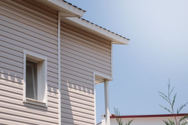 Cost of Vinyl Siding Hole Repair in Mount Juliet